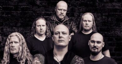 Video premiere: Vanir “Never Surrender”