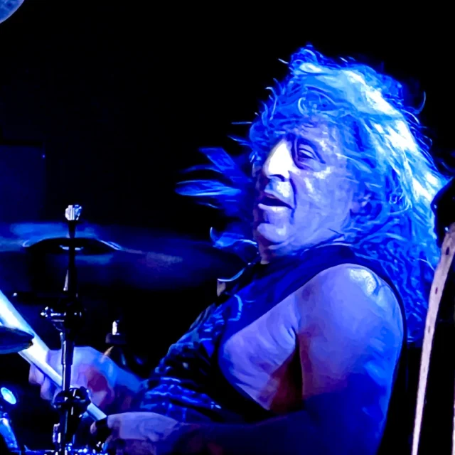 @mikkeydeeofficial on stage at @skogsrojet tonight.