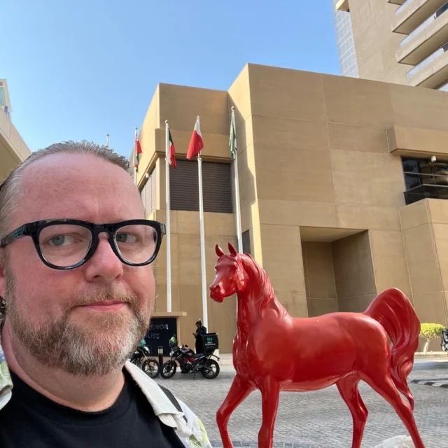 I found a relative to the Roppongi Rocks horse head in Dubai Marina.
